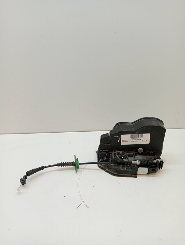Serrure arriere droit BMW X3 (E83) 2.0 Turbodiesel CAT Diesel - 1