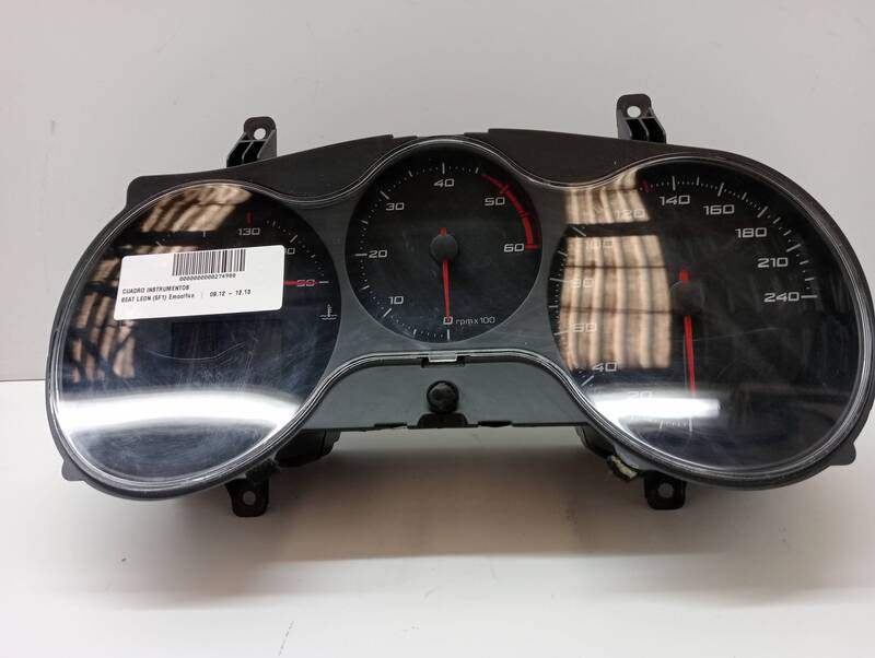 Compteur SEAT LEON (5F1) Emoción Diesel - 1