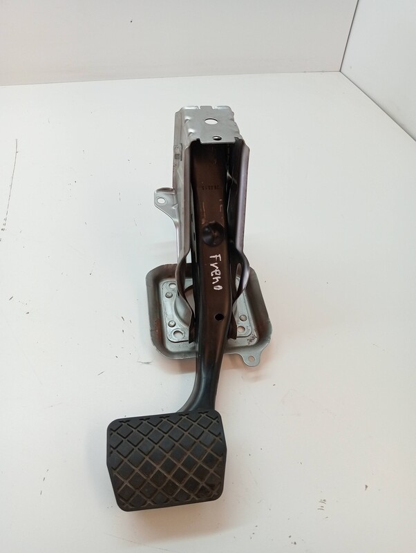 Pedale de frein AUDI Q3 (8UG) Attraction Essence - 1