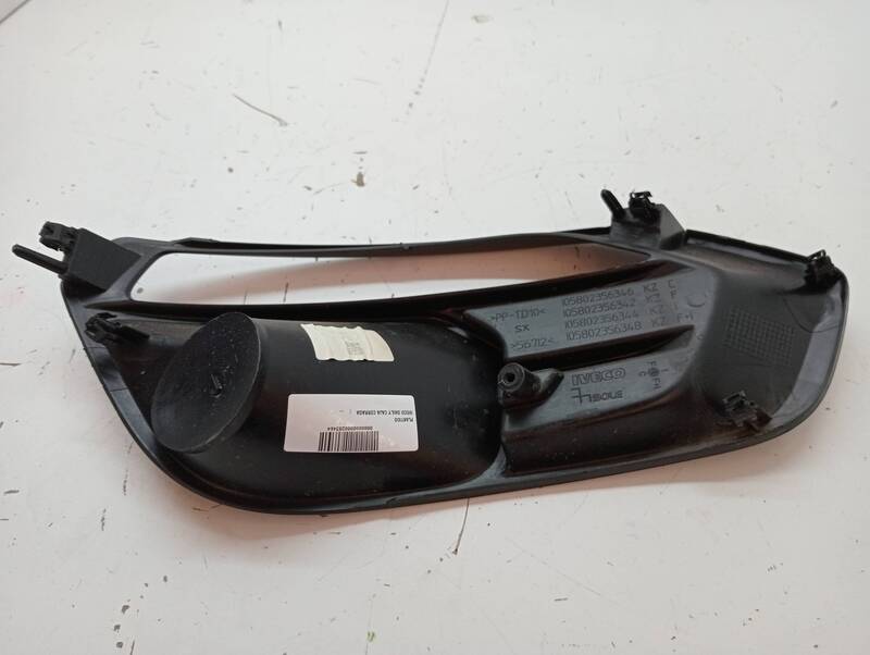 Grille de calandre gauche IVECO DAILY CAJA CERRADA Diesel - 1