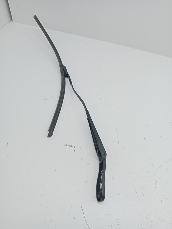 Braccio tergicristallo anteriore sinistro VOLVO V40 Kinetic Diésel - 1