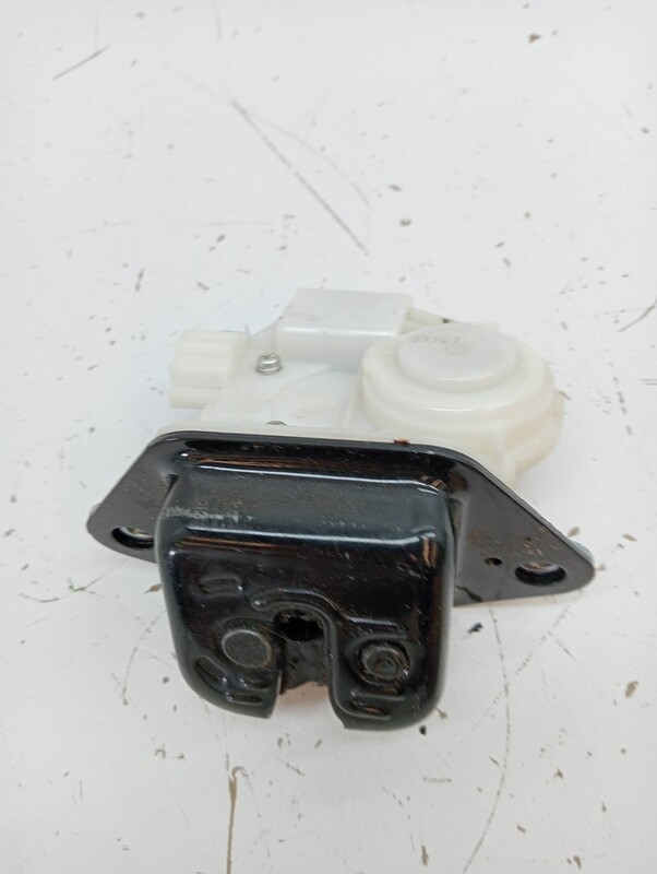 Serrure de coffre HONDA CR-V 1.6 DTEC CAT Diesel - 1
