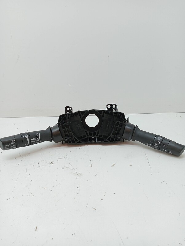 Commande autoradio HONDA CR-V 1.6 DTEC CAT Diesel - 1