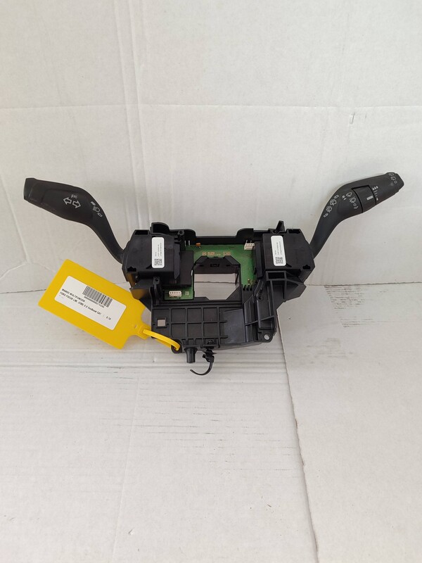 Commande autoradio FORD FOCUS LIM. (CB8) 2.0 EcoBoost CAT Essence - 1