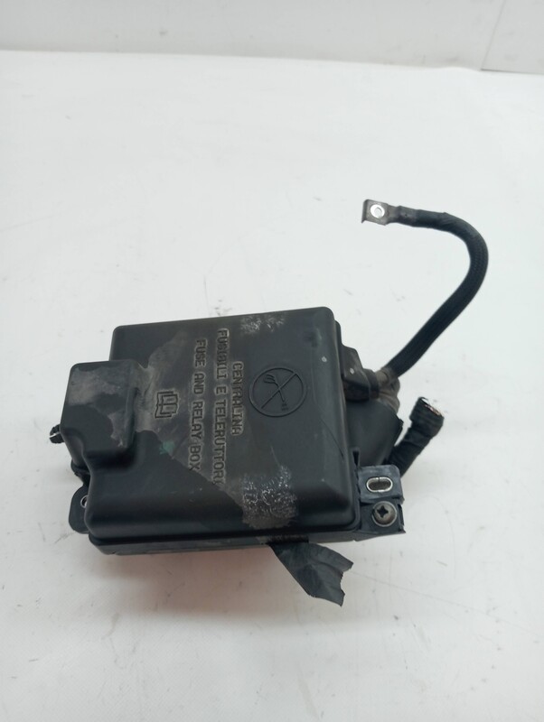 Boitier servitude moteur (BSM) OPEL COMBO D Kasten L2H1 2,4t Diesel - 1