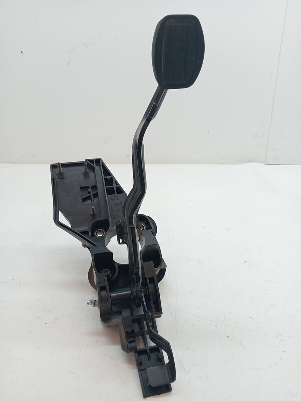 Pedale de frein PEUGEOT PARTNER (2022) YHT2-G2F021 Diesel - 1