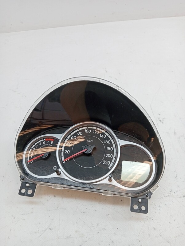 Compteur MAZDA 2 LIM. (DE) 1.5 16V CAT Essence - 1