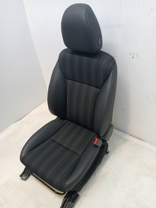 Siege avant droit HONDA HR-V (..) Essence - 1