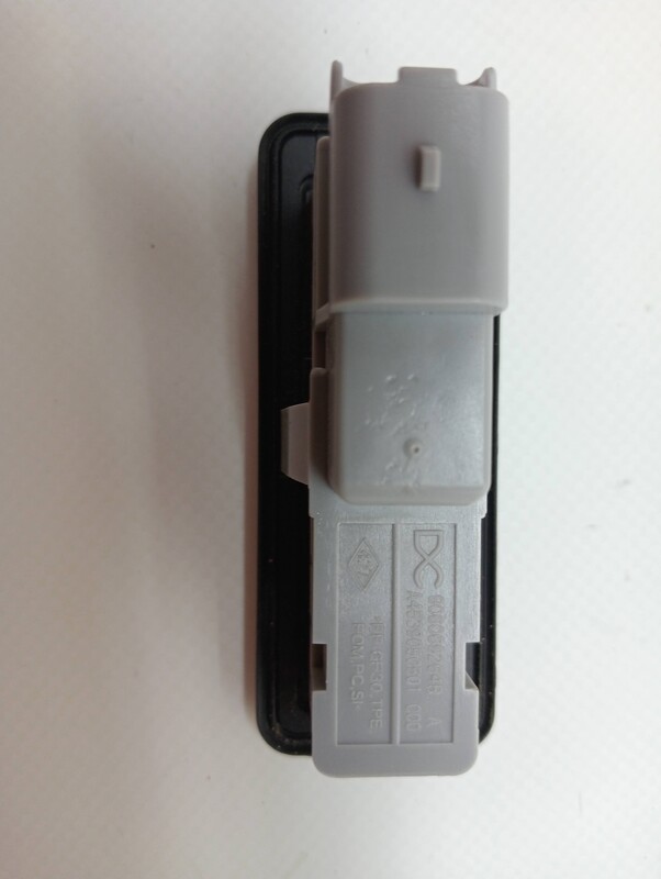 Poignee porte coffre DACIA DUSTER DHD2 Diesel - 1