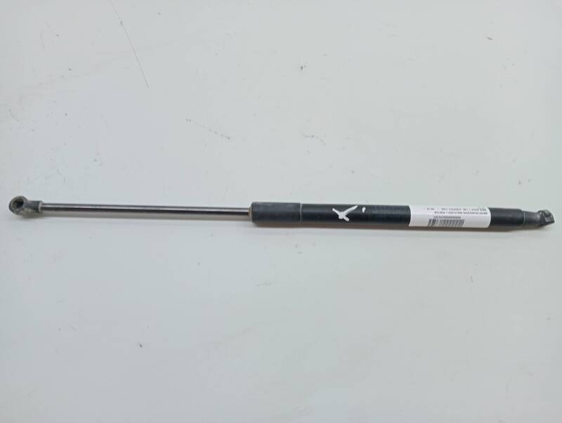 Verin de coffre BMW SERIE 1 LIM. (F20/F21) 118d Diesel - 1