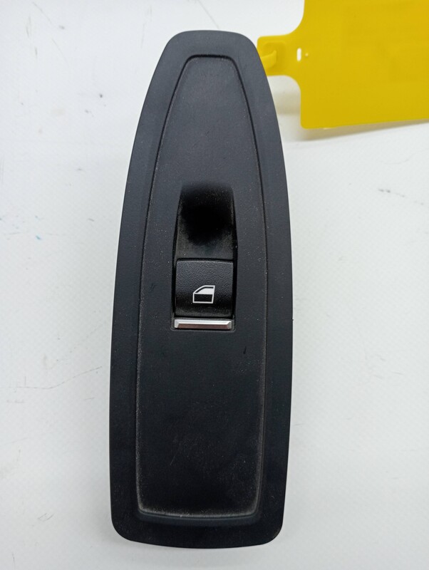 Interruttore lavacristalli anteriore destro BMW SERIE 1 LIM. (F20/F21) 118d Diésel - 1