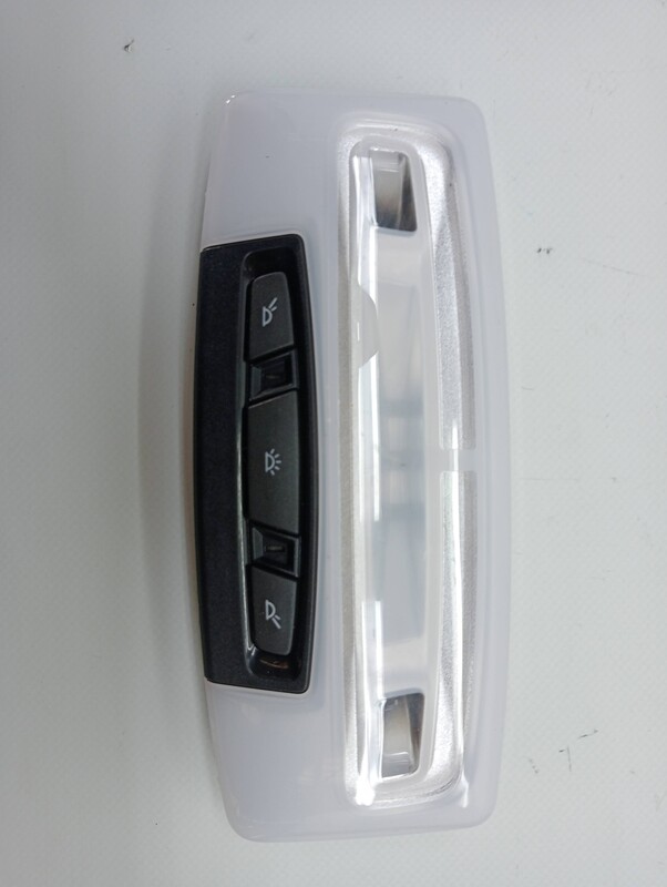 Eclairage de plafonnier BMW SERIE 1 LIM. (F20/F21) 118d Diesel - 1