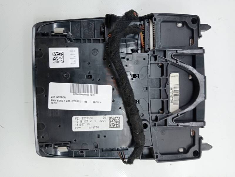 Eclairage de plafonnier BMW SERIE 1 LIM. (F20/F21) 118d Diesel - 1