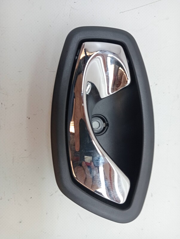 Maniglia interna posteriore sinistra RENAULT CAPTUR 1.5 dCi Diesel FAP Energy Diésel - 1