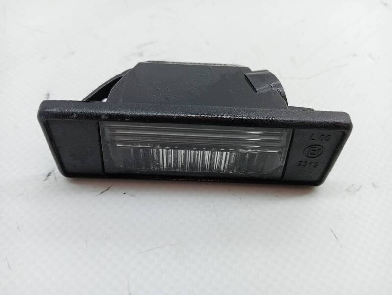 Support de plaque d'immatriculation NISSAN QASHQAI (J10) Essence - 1