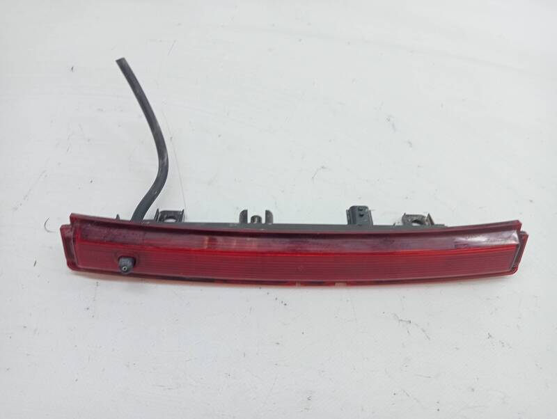 Feu arriere stop central RENAULT CLIO IV Authentique Diesel - 1