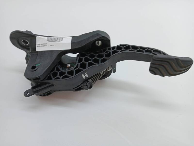 Pedale d'embrayage DACIA SANDERO 999 CC Essence - 1