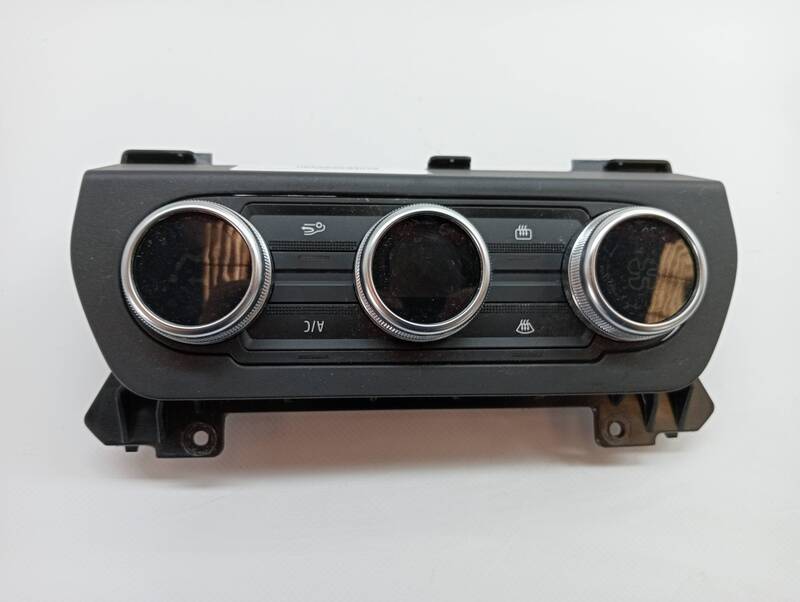 Commande chauffage DACIA SANDERO 999 CC Essence - 1