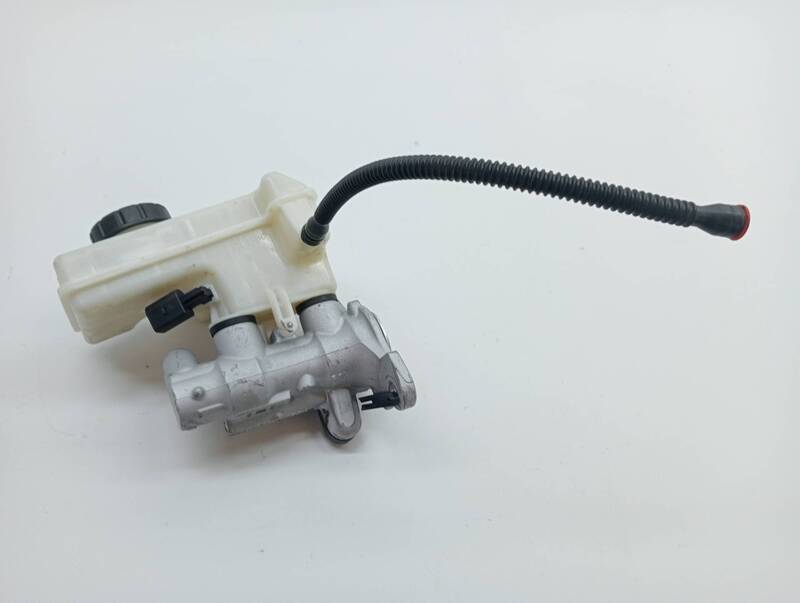 Maitre cylindre (freinage) AUDI A3 SPORTBACK (8VA) Ambiente Essence - 1