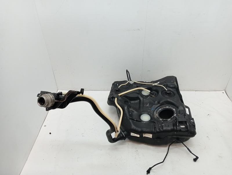 Reservoir essence AUDI A3 SPORTBACK (8VA) Ambiente Essence - 1