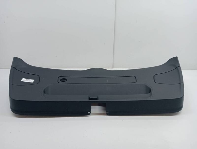 Garniture hayon AUDI A3 SPORTBACK (8VA) Ambiente Essence - 1