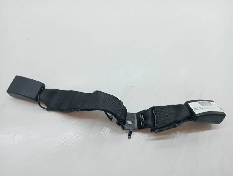 Aggancio cintura sicurezza anteriore destro BMW SERIE 1 LIM. (F20/F21) 116i Gasolina - 1