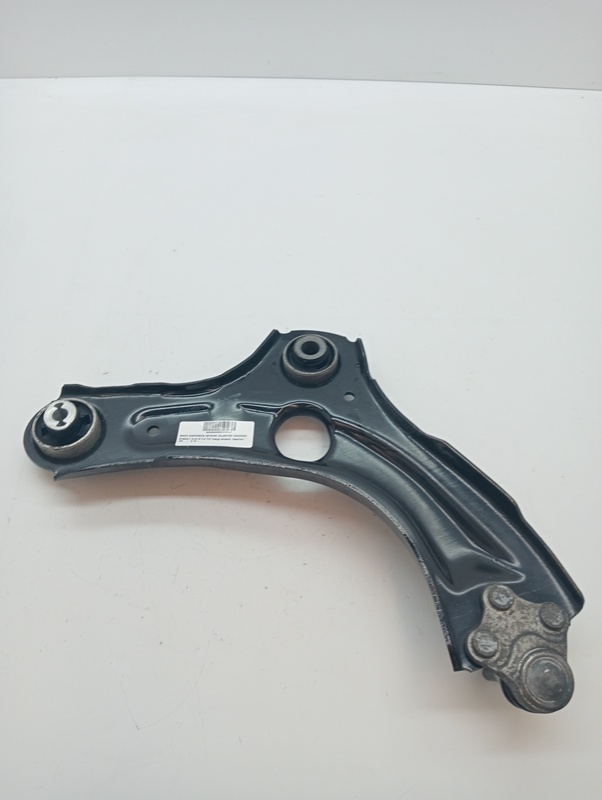 Triangolo inferiore anteriore sinistro RENAULT CLIO IV Gasolina - 1