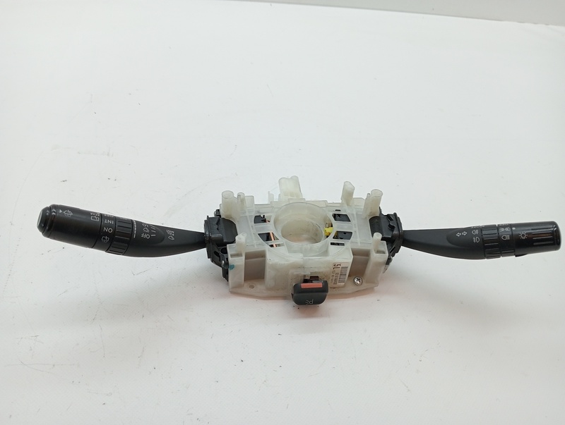 Commande autoradio SUBARU LEGACY FAMILIAR/OUTBACK B13 (BP) 2.0 CAT Essence - 1