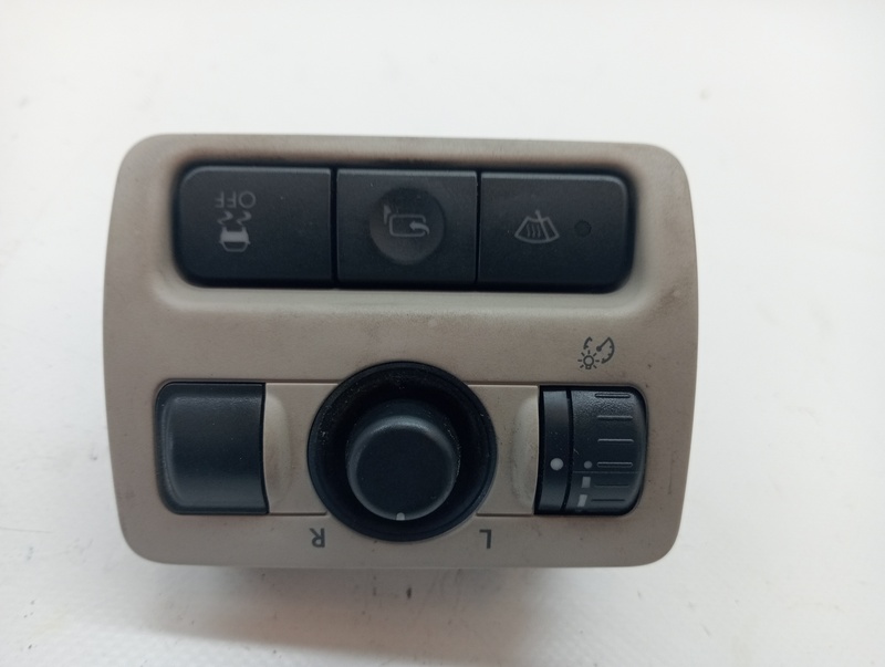 Commande autoradio SUBARU LEGACY FAMILIAR/OUTBACK B13 (BP) 2.0 CAT Essence - 1