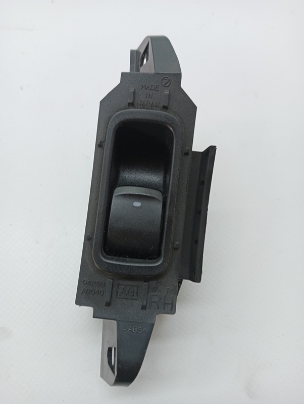 Interruttore lavacristalli posteriore destro SUBARU LEGACY FAMILIAR/OUTBACK B13 (BP) 2.0 CAT Gasolina - 1