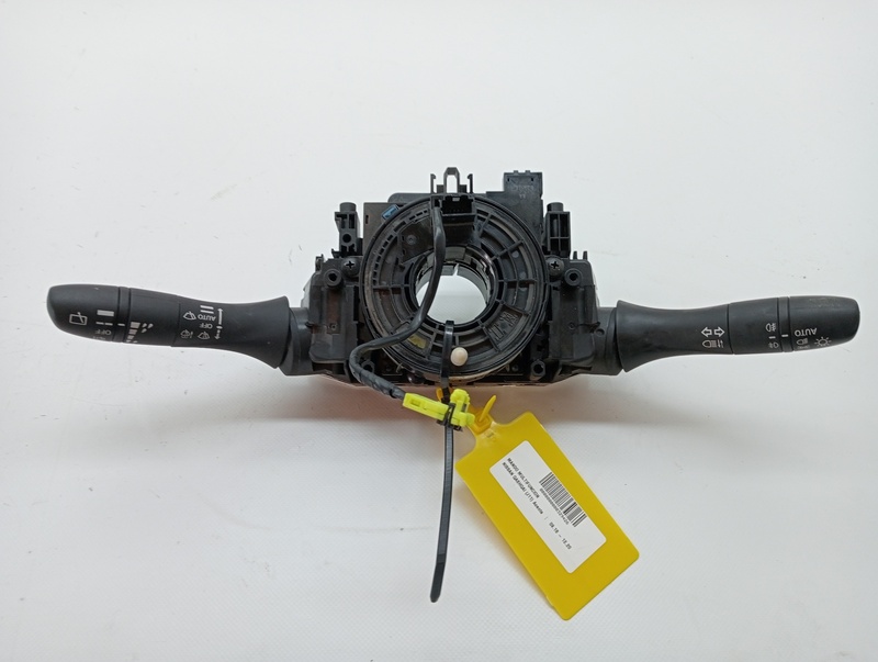 Commande autoradio NISSAN QASHQAI (J11) Acenta Diesel - 1
