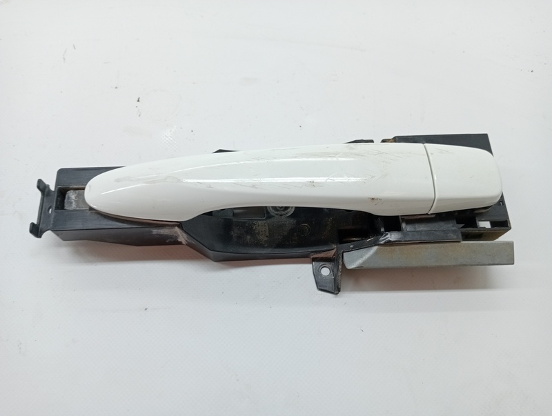 Maniglia portiera posteriore sinistra NISSAN QASHQAI (J11) Acenta Diésel - 1