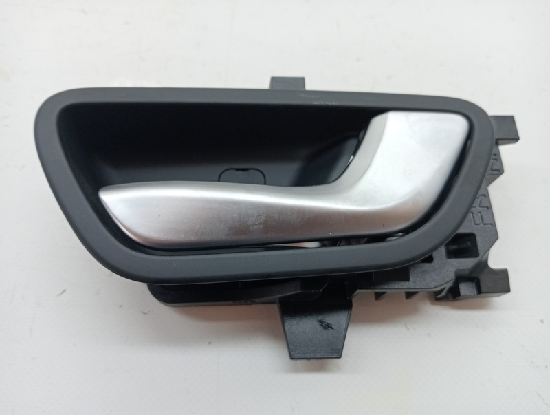 Poignee interieur avant droit KIA STONIC 1.0 T- GDI Essence - 1