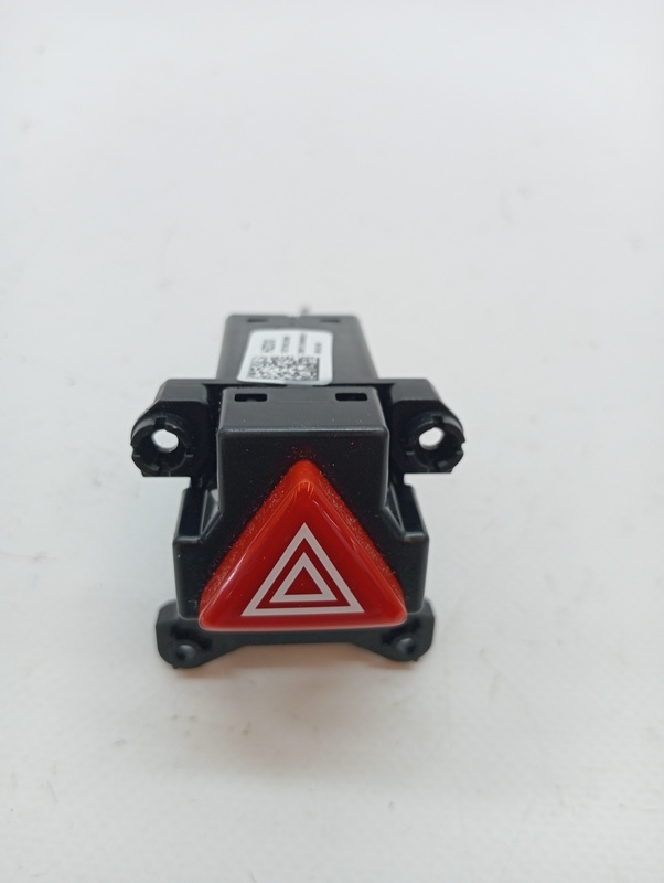 Bouton de warning HYUNDAI I30 FASTBACK N-LINE Essence - 1