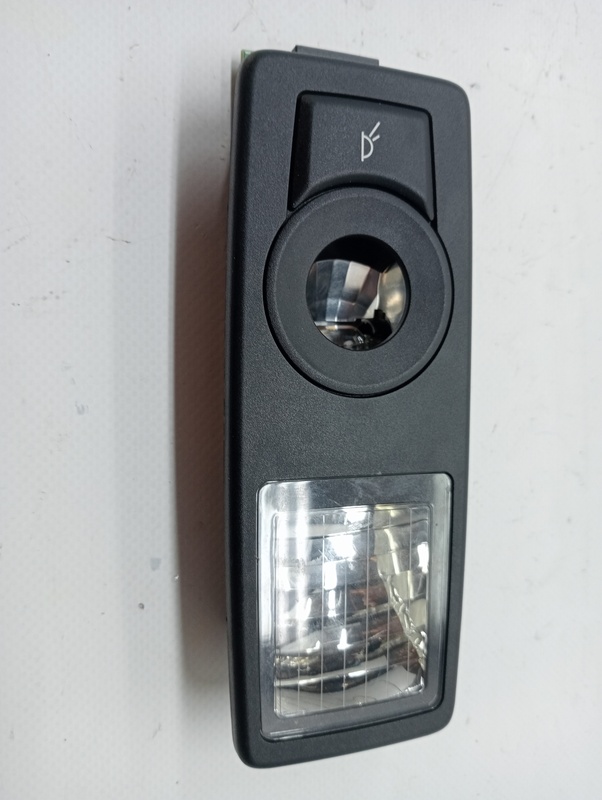 Eclairage de plafonnier BMW X5 (E70) 3.0d Diesel - 1