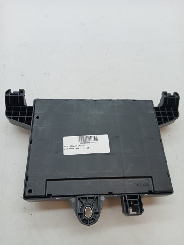 Centralina candelette preriscaldamento OPEL ASTRA J SPORTS TOURER Cosmo Diésel - 1