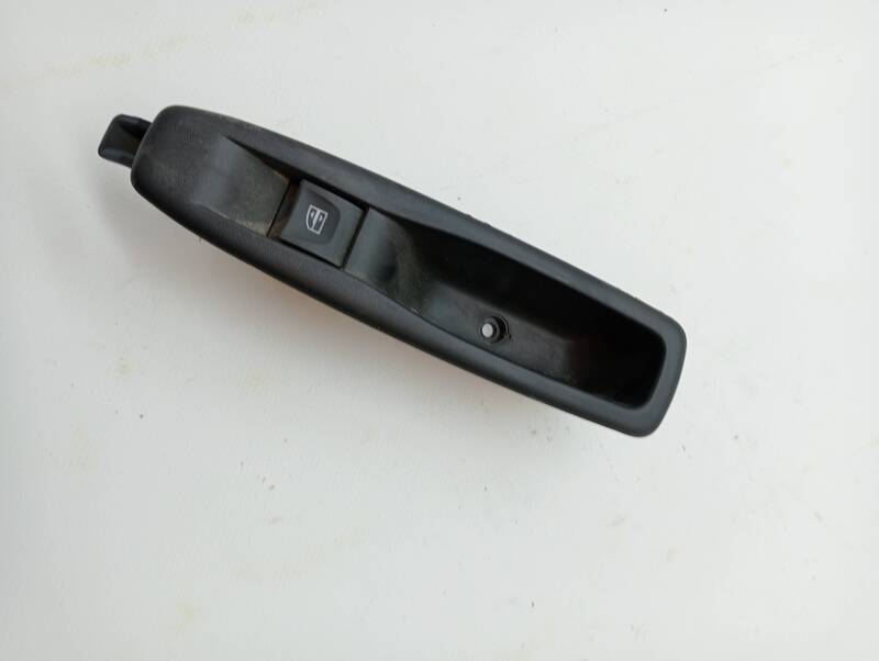 Interruttore lavacristalli posteriore destro RENAULT CAPTUR II JD2 Diésel - 1