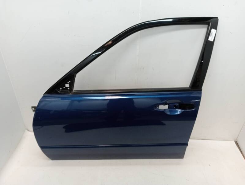 Porte avant gauche LEXUS IS200 (GXE10) 2.0 Luxury Essence - 1