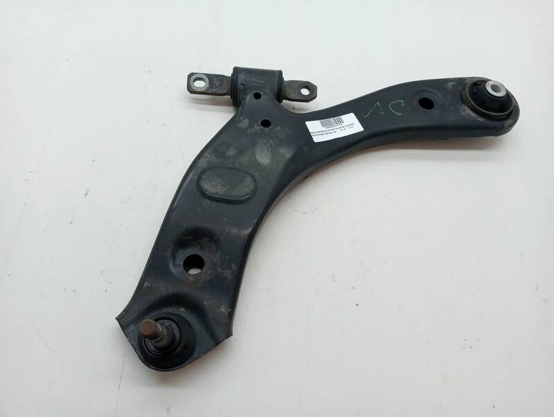 Triangle inferieur avant gauche SUZUKI KIZASHI A6B Sport 4x4 Essence - 1