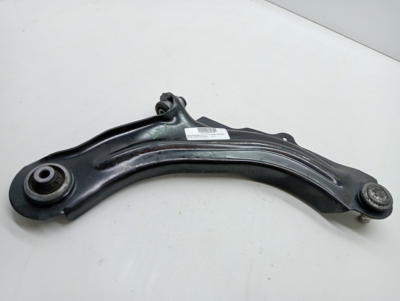 Triangolo inferiore anteriore sinistro RENAULT CAPTUR Dynamique Gasolina - 1