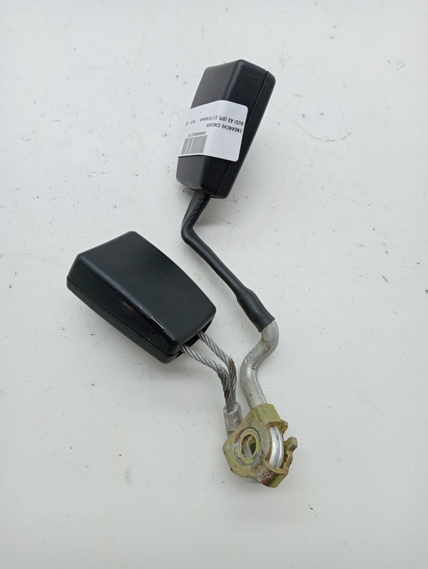Attache ceinture avant droit AUDI A3 (8P) 2.0 TDI Ambiente Diesel - 1