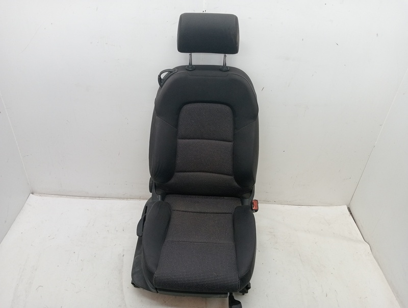 Siege avant droit AUDI A3 (8P) 2.0 TDI Ambiente Diesel - 1