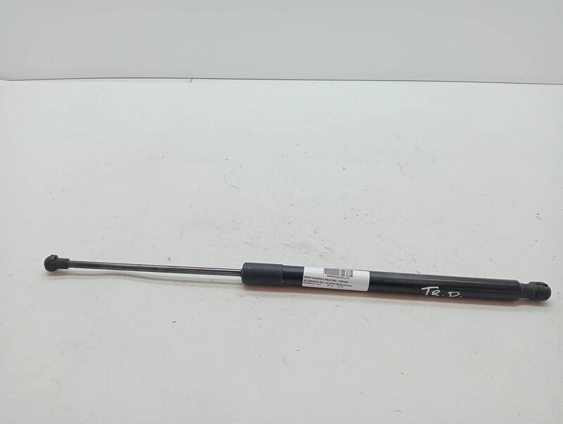 Verin de coffre VOLKSWAGEN GOLF VII SPORTSVAN Advance BlueMotion Tech Diesel - 1