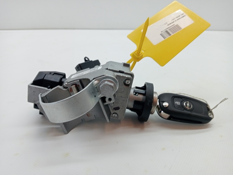 Neiman OPEL ASTRA J GTC Essence - 1