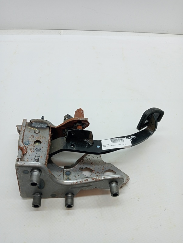 Pedale de frein NISSAN JUKE (F15) Acenta Essence - 1