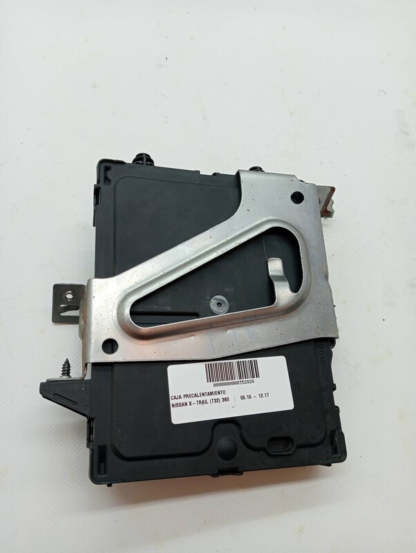 Centralina candelette preriscaldamento NISSAN X-TRAIL (T32) 360 Gasolina - 1