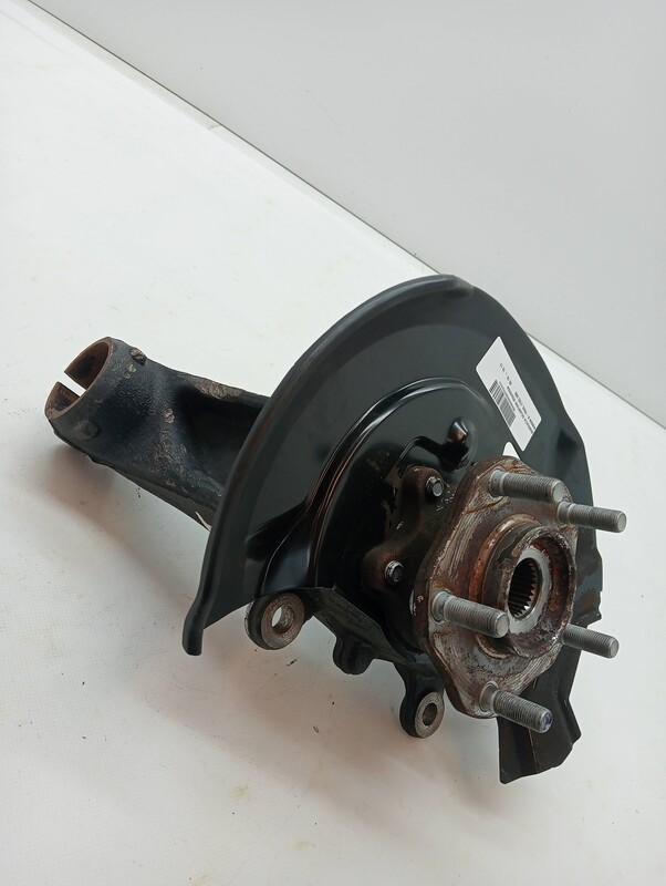 Fusee avant gauche NISSAN X-TRAIL (T32) 360 Essence - 1
