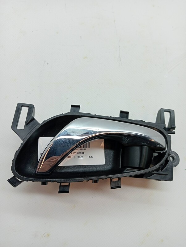 Maniglia interna posteriore sinistra NISSAN X-TRAIL (T32) 360 Gasolina - 1