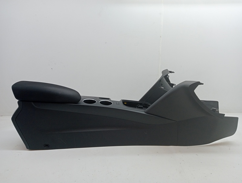 Console central (interieur plastique) RENAULT MEGANE IV GRANDTOUR BOSE-Edition Diesel - 1