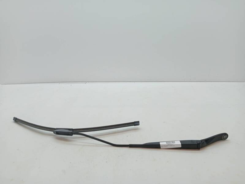 Braccio tergicristallo anteriore destro RENAULT LAGUNA III Gasolina - 1
